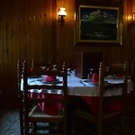 فندق شباب لإسكون يانارس