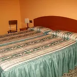 شباب لإسكون فندق