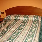 فندق شباب لإسكون 2*
