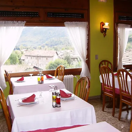 Hotel L'escon 2*