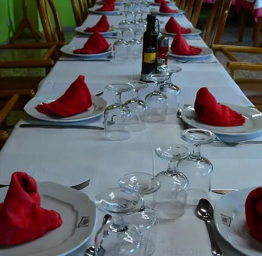 Hotel L'escon 2*