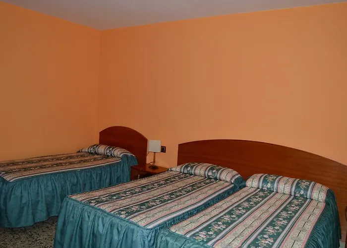 L'escon Hotel 2*